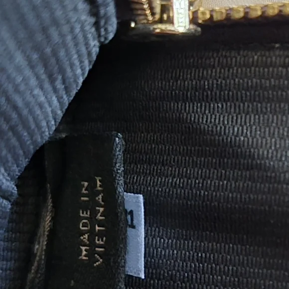 Coach Dark Purple Oversized Hangtag Wallet/Wristlet/Bag Charm - Picture 5 of 5